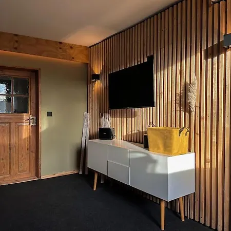 Weimarer Modern Woody *